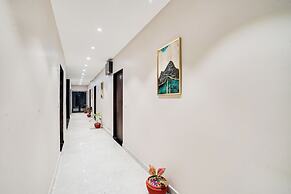 Hotel Grand Aana Inn