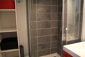 Portes Du Soleil Psa47 Telecabine & Mountain 4 Per