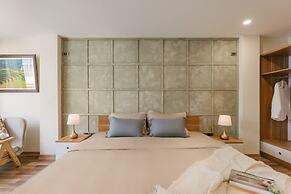 Tamundi Homestay Train street view