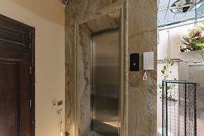 Tamundi Homestay Train street view