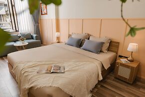 Tamundi Homestay Train street view