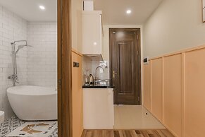 Tamundi Homestay Train street view