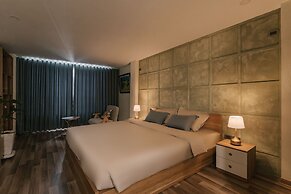 Tamundi Homestay Train street view