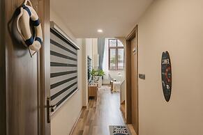 Tamundi Homestay Train street view