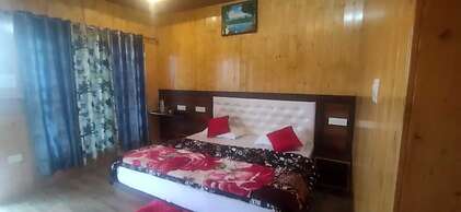 Pine Palace Homestay