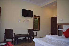 Pine Palace Homestay
