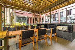 The Galleria Residence by Hava