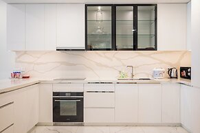 The Galleria Residence by Hava