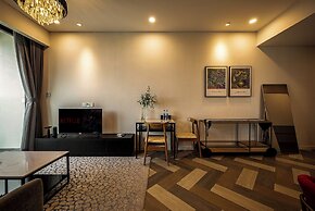 The Galleria Residence by Hava