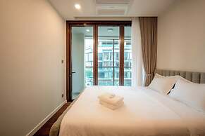 The Galleria Residence by Hava