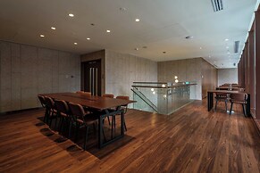 The Galleria Residence by Hava