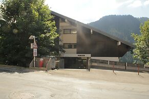 Soli Sis5 Center & View 4 Pers