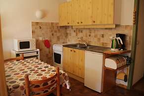 Soli Sis5 Center & View 4 Pers