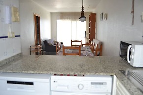 First Line Apartment With Wifi