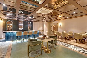 Saltstayz Premier - Mohali Chandigarh