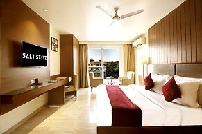 Saltstayz Select – Unitech Cyber Park