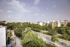 Saltstayz Select – Unitech Cyber Park