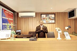 Saltstayz Select – Unitech Cyber Park