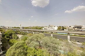 Saltstayz Select - Golf Course Road