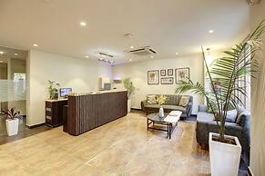 Saltstayz Select - Golf Course Road