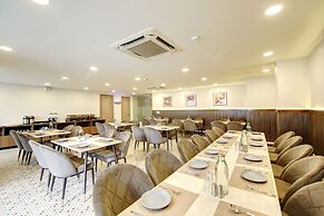 Saltstayz Select - Golf Course Road