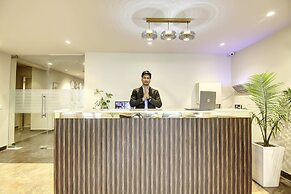 Saltstayz Select - Golf Course Road