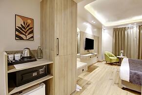 Saltstayz Premier - Near Golf Course Road & Sector 57