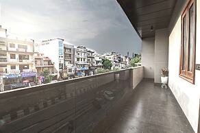 Saltstayz Select - Pitampura
