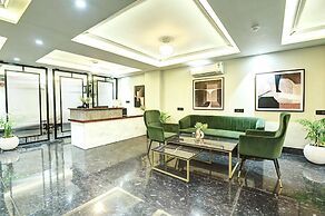 Saltstayz Select - Pitampura