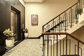 Saltstayz Select - Pitampura