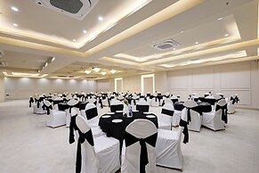 Saltstayz Premier – Golf Course Road & Sector 42