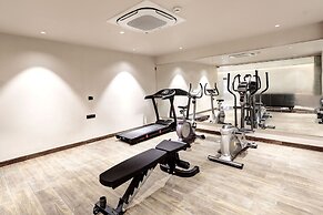 Saltstayz Premier – Golf Course Road & Sector 42