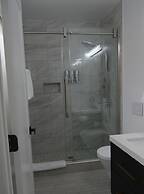 Dimond Abode Vacation Rental