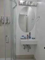 Dimond Abode Vacation Rental