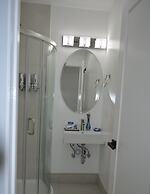 Dimond Abode Vacation Rental