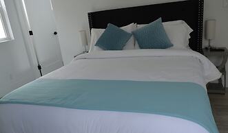 Dimond Abode Vacation Rental