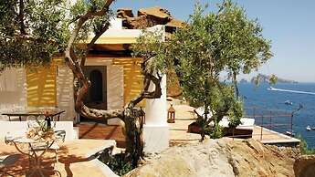 VILLA ROCCE ROSSE