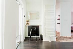 Lanaken Retreat Pool Jacuzzi and Sauna