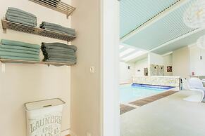 Lanaken Retreat Pool Jacuzzi and Sauna