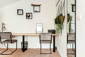 Lanaken Retreat Pool Jacuzzi and Sauna