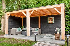 Lanaken Retreat Pool Jacuzzi and Sauna