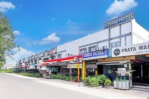 Collection O Waterfront City Near Rsud Embung Fatimah formerly ZUDO Ho