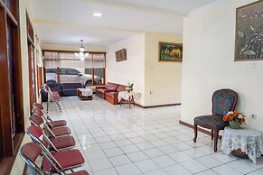 Hotel O Kebon Jeruk Near Gedung Sate Formerly Kurnia Hotel