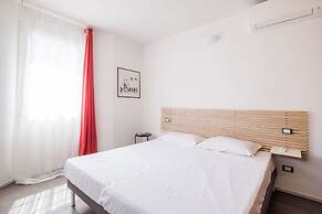 Airport Apartments by Wonderful Italy