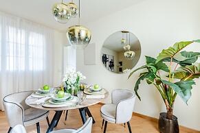 Borgo House an Apartment With Garage