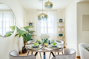 Borgo House an Apartment With Garage