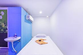 IROOMZ Eco - HOTEL BIG BOSS