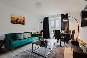 Spacious 3-bed House Didsbury Manchester