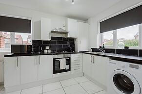 Spacious 3-bed House Didsbury Manchester