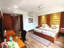 The Angel Hotel And Suites